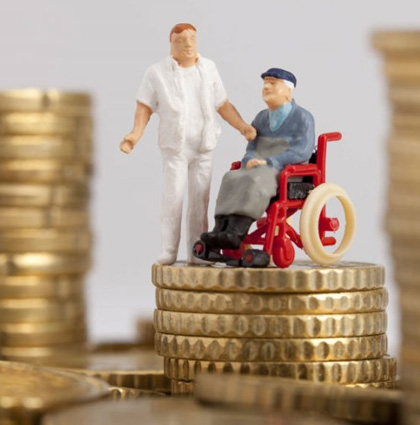 Pflegeversicherung unter Druck Versicherte mssen sich auf Leistungskrzungen einstellen