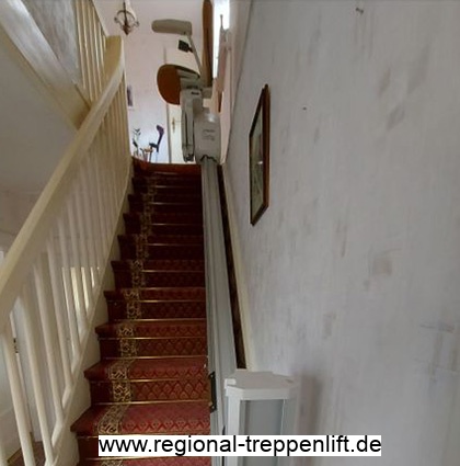 Lifteinbau auf gerader Treppe in Abtsteinach
